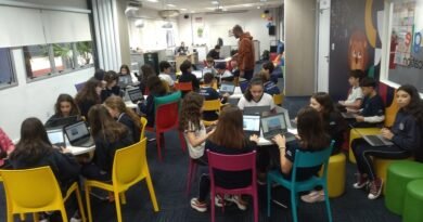 Colégios estimulam alunos a desenvolver jogos em ação de educação digital