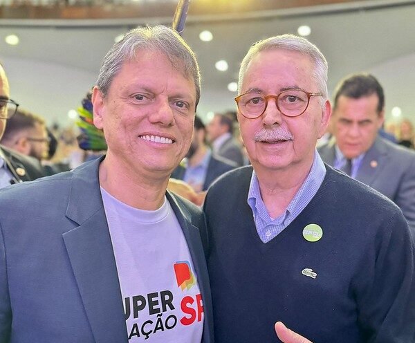 Prefeito Chico participa do lançamento do programa SuperaAção SP