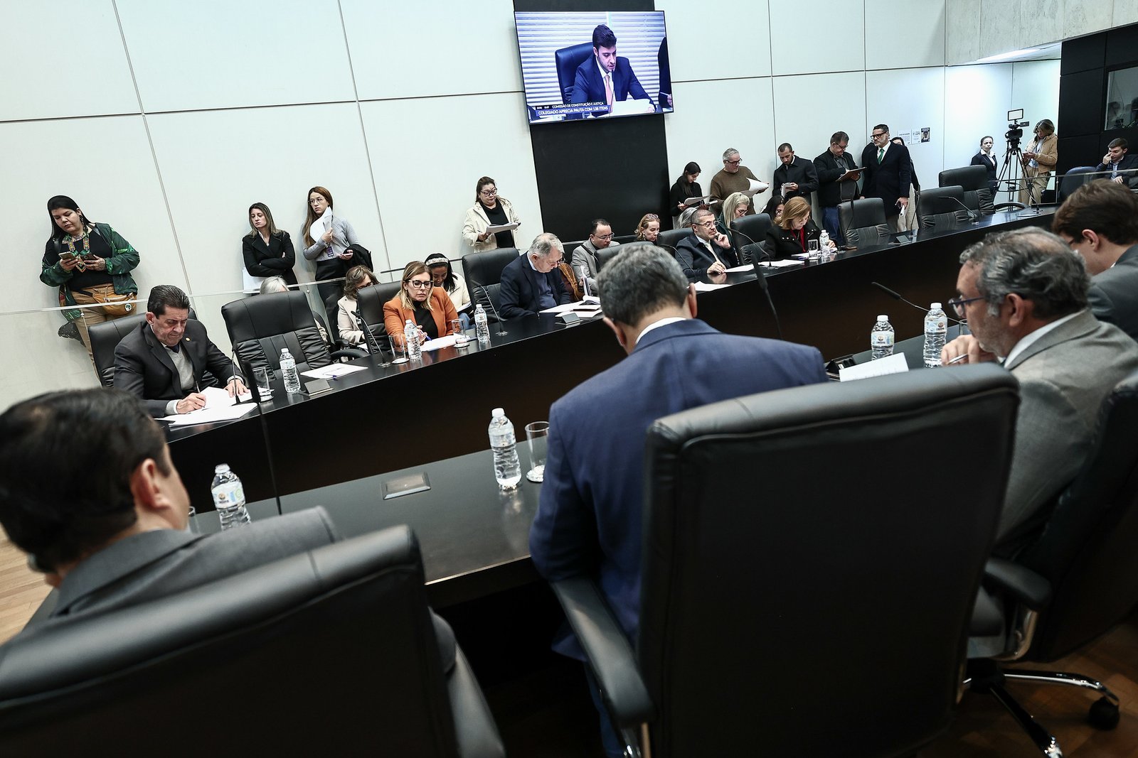 Alesp aprova o projeto que proíbe reprodução forçada de animais 