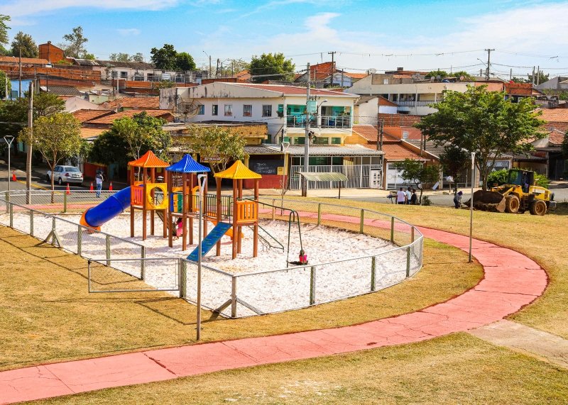 Santa Bárbara entrega Nova Área de Bem-Estar e Lazer do Jardim das Orquídeas