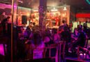 Dia do Rock em São Paulo, transporte sobre trilhos conecta público a bares e pubs temáticos