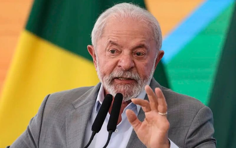 Lula envia na quarta ao Congresso projeto que regula redes sociais