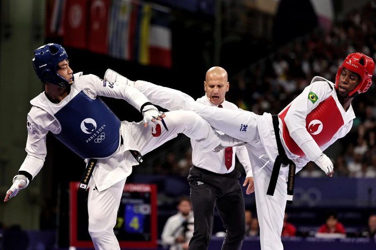 Henrique Marques é campeão mundial de taekwondo na categoria até 80kg