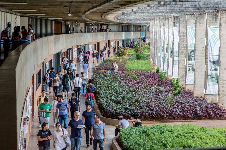 Governo autoriza contratação de 6,7 mil novos cargos para professores e técnicos em universidades federais