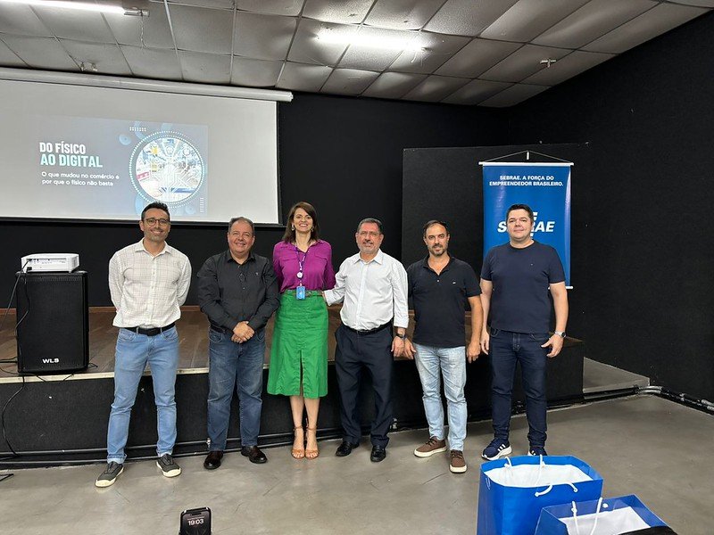 Programa Vitrine Digital encerra ciclo de capacitações com palestra sobre crescimento no mercado digital