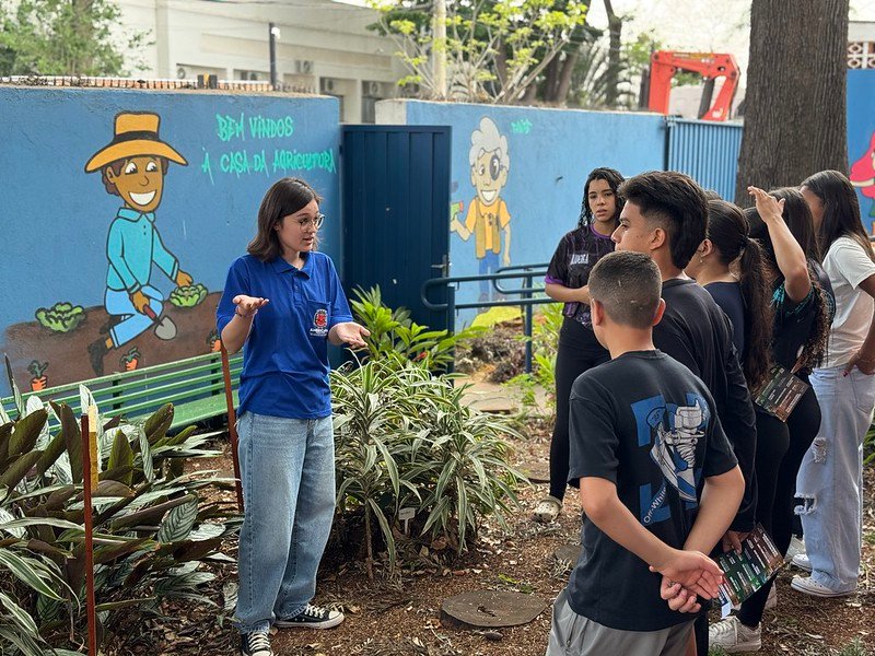 Meio Ambiente realiza ações educativas com escolas na Casa da Agricultura