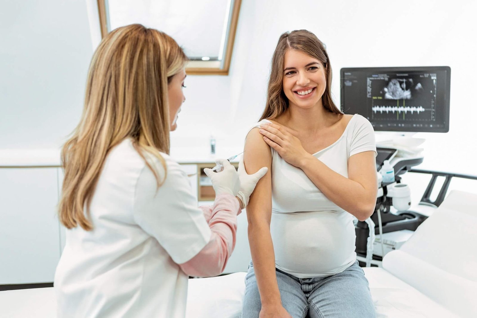 São Paulo recebe 134,5 mil doses do primeiro lote da vacina contra o vírus sincicial respiratório