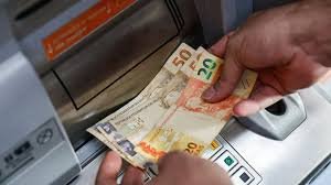 Mercado reduz previsão da inflação para 4,33% este ano