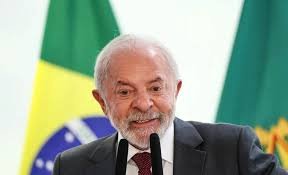 Lula quer expulsão de servidor que agrediu mulher e criança no DF