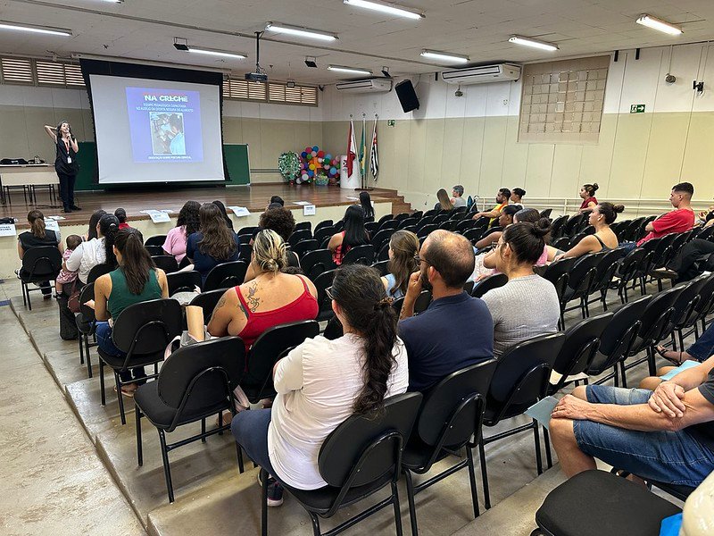 Projeto Mama Nenê na Creche promove últimas orientações de 2025 em Americana