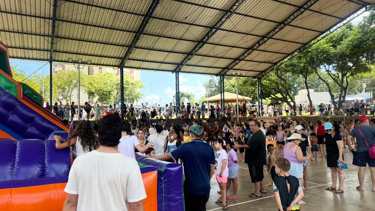Folia Kids reúne 5 mil pessoas no Parque das Crianças em tarde de Carnaval