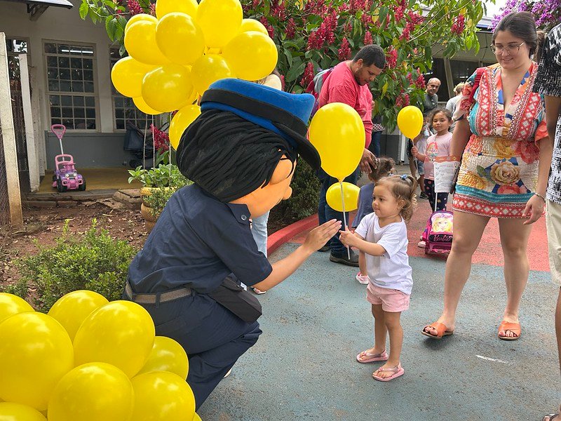 Americana conclui campanha de trânsito na volta às aulas com ações em duas escolas