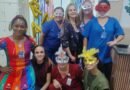 Ação de Carnaval promove bem-estar e acolhimento aos pacientes da Hemodiálise do HM