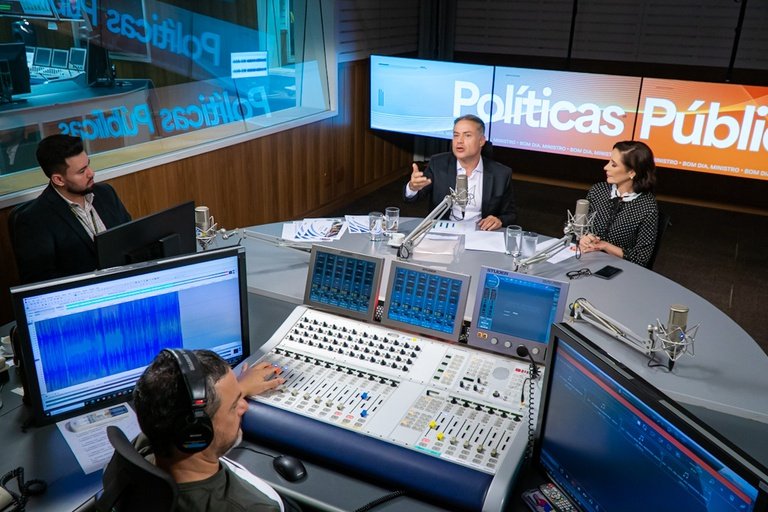 Novos projetos no setor de transporte destacam a Infraestrutura, concessões e CNH do Brasil