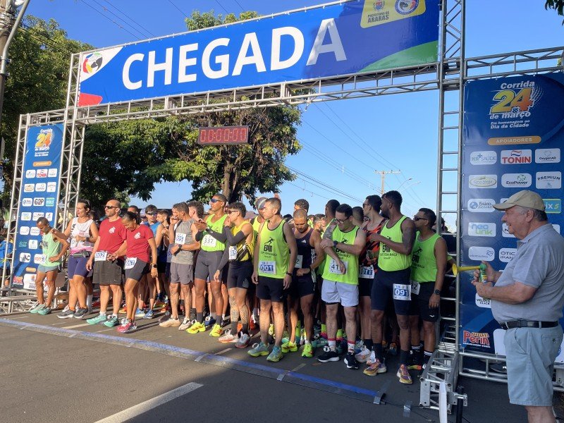 Corrida 24 de Março fechou as comemorações da Semana do Município em Araras