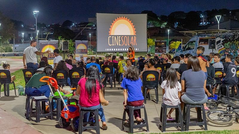 CineSolar exibe curtas-metragens e “Divertida-Mente 2” em Americana com entrada e pipoca de graça