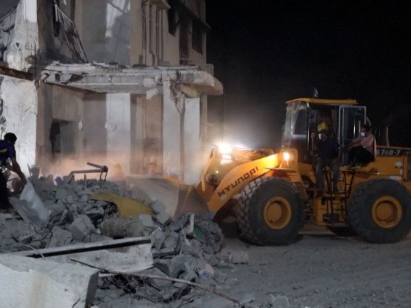 Israel e Irã lançam mais ataques à medida que crise se aprofunda