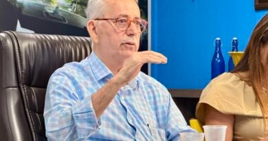 Prefeito Chico atende pedido dos servidores para conceder reajuste salarial de 8,36% e 15% na cesta