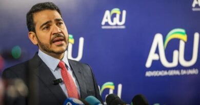Presidência da República oficializa indicação de Jorge Messias ao STF