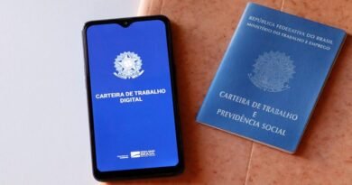 Brasileiro prefere emprego com carteira assinada