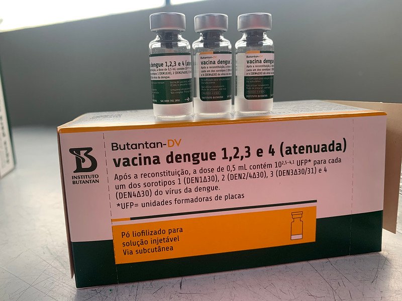Vacinação contra a dengue é ampliada para profissionais de saúde e pessoas de 59 anos em Americana