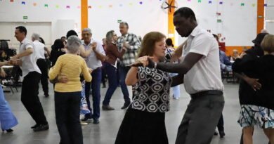 Baile da Melhor Idade acontece na próxima quarta-feira no CIVI de Americana