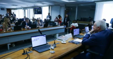 Senadores discutem ritmo de tramitação da PEC do fim da escala 6×1