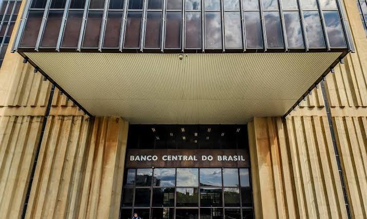 Copom inicia reunião que definirá taxa básica de juros