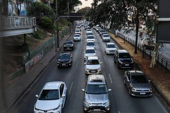 Crédito para carros de aplicativo tem teto elevado para R$ 200 mil