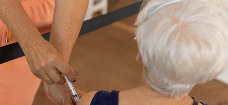 Ministério da Saúde vai ofertar pneumo20 para quem tem mais de 85 anos