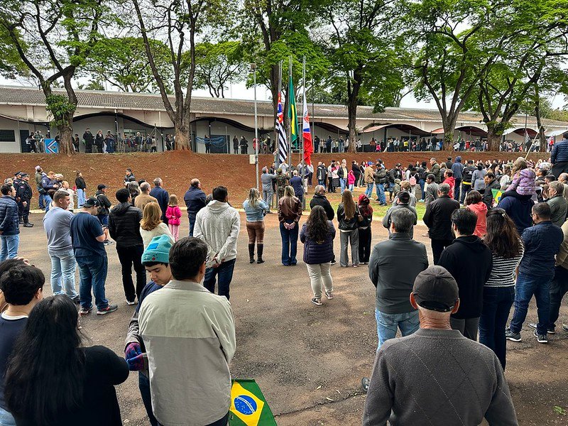 Desfile de 7 de Setembro em Americana leva 5 mil pessoas à Avenida Brasil