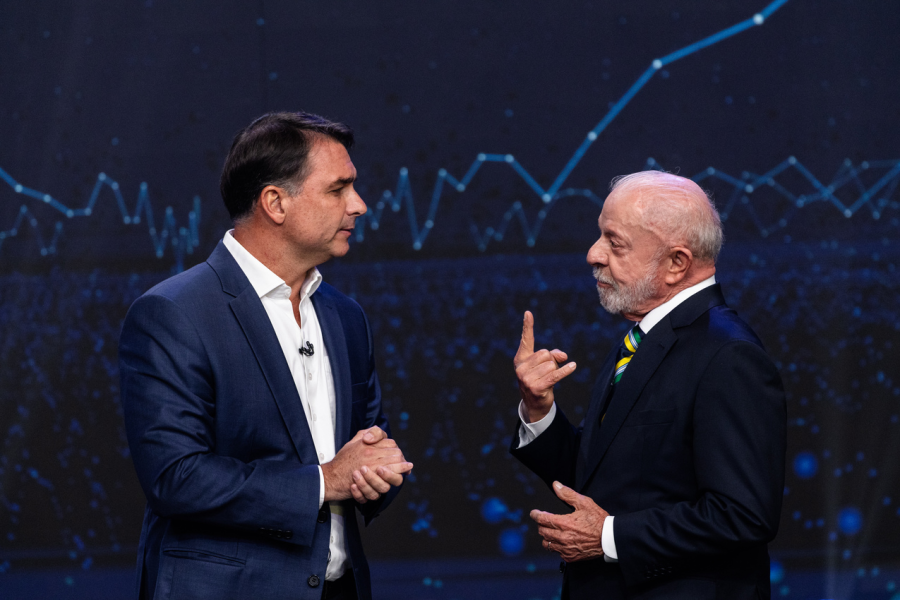 Flávio tem 52% dos votos válidos no 2º turno; Lula, 48%